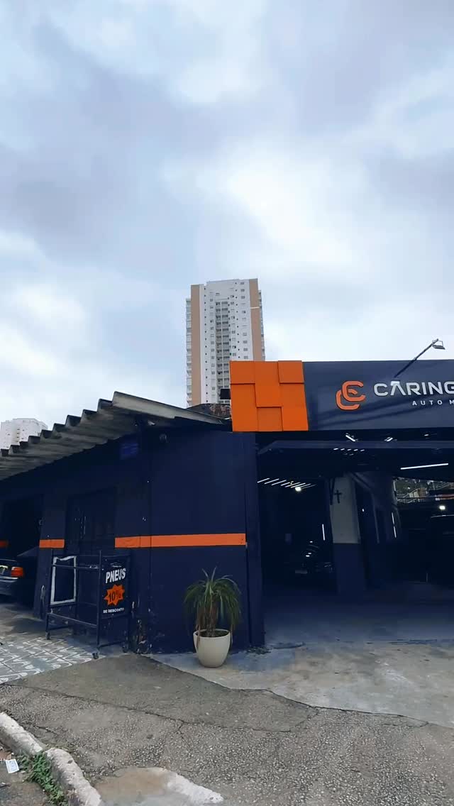Fachada da Caring Car, Av. Nossa Senhora do Sabará, 101